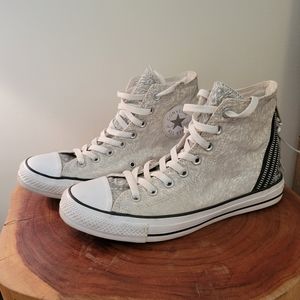 Converse Chuck Zipper Grey and White Sneaker - Size 9.5 Women, Size 7.5 Men